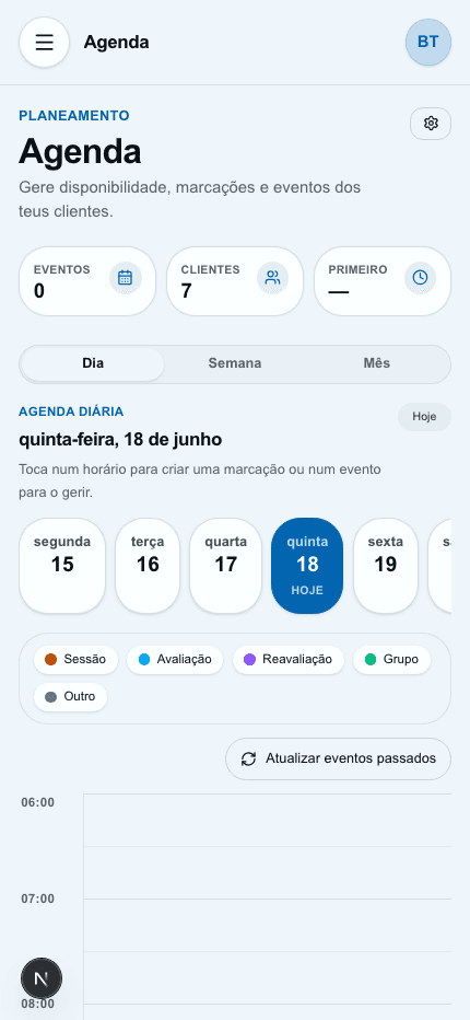 Agenda do treinador na PrimeCoach com sessões e marcações organizadas.